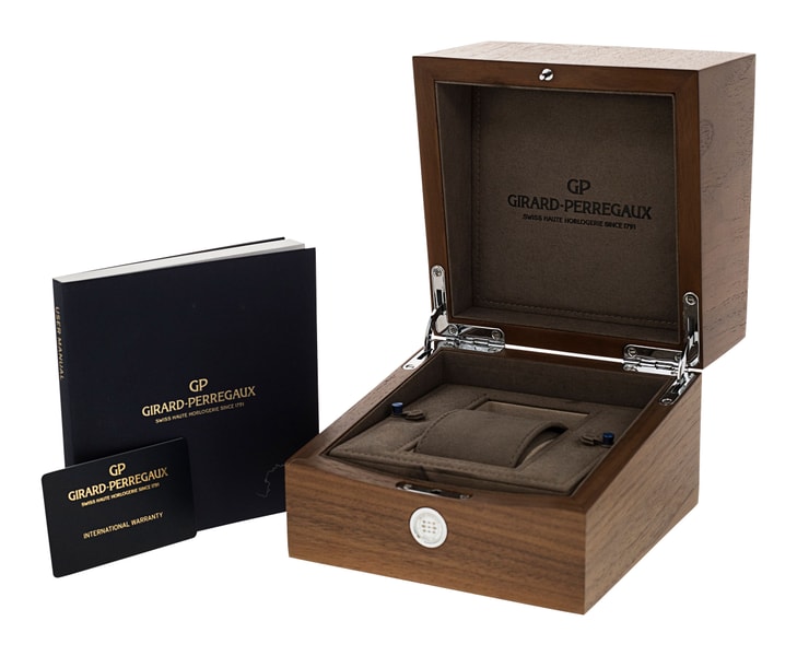 Girard Perregaux Laureato 81020-11-431-11A